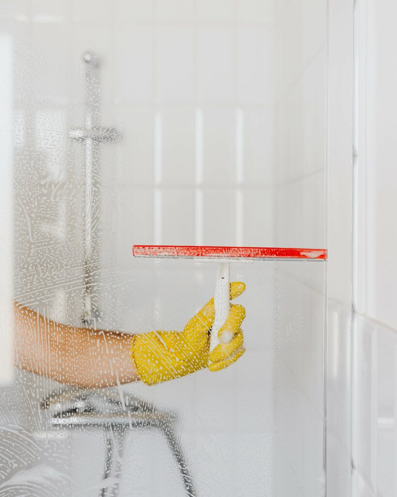 pexels-karolina-grabowska-4239091